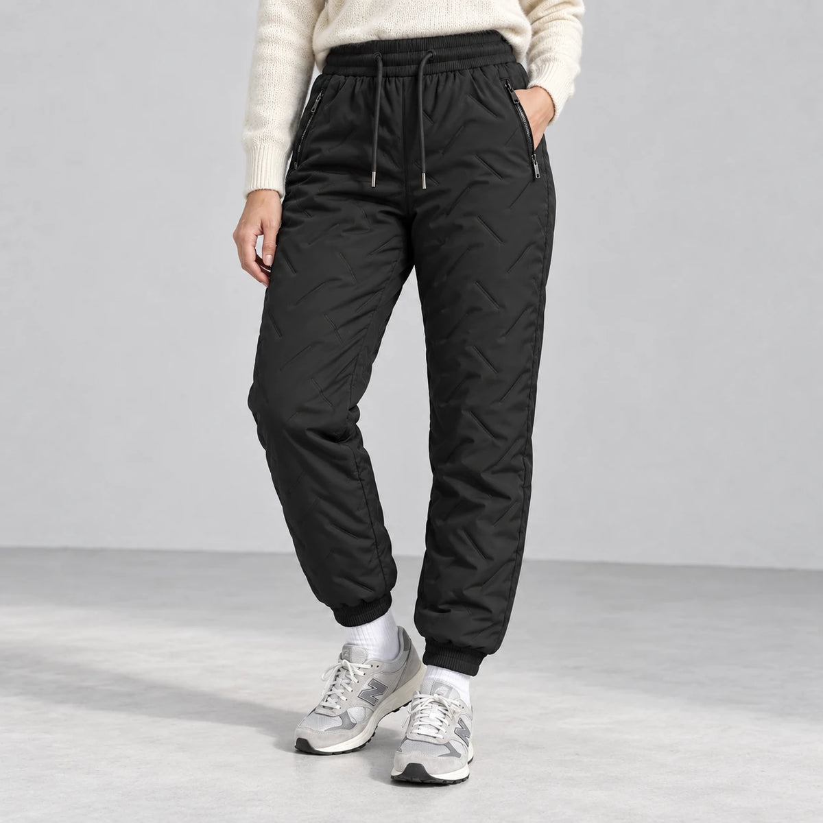 Alpine Winter Joggers — black — front