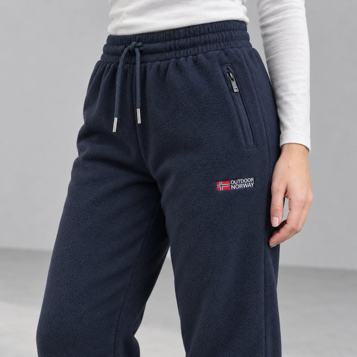 Sierra Fleece Pants — detail — Dark Blue