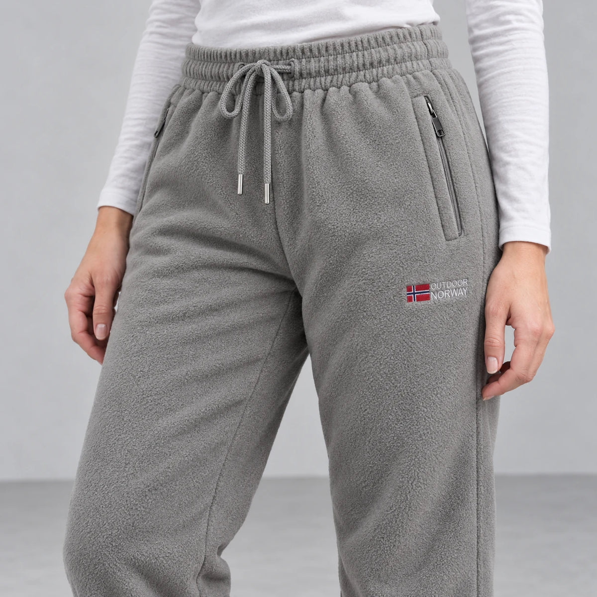 Sierra Fleece Pants — detail — Gray