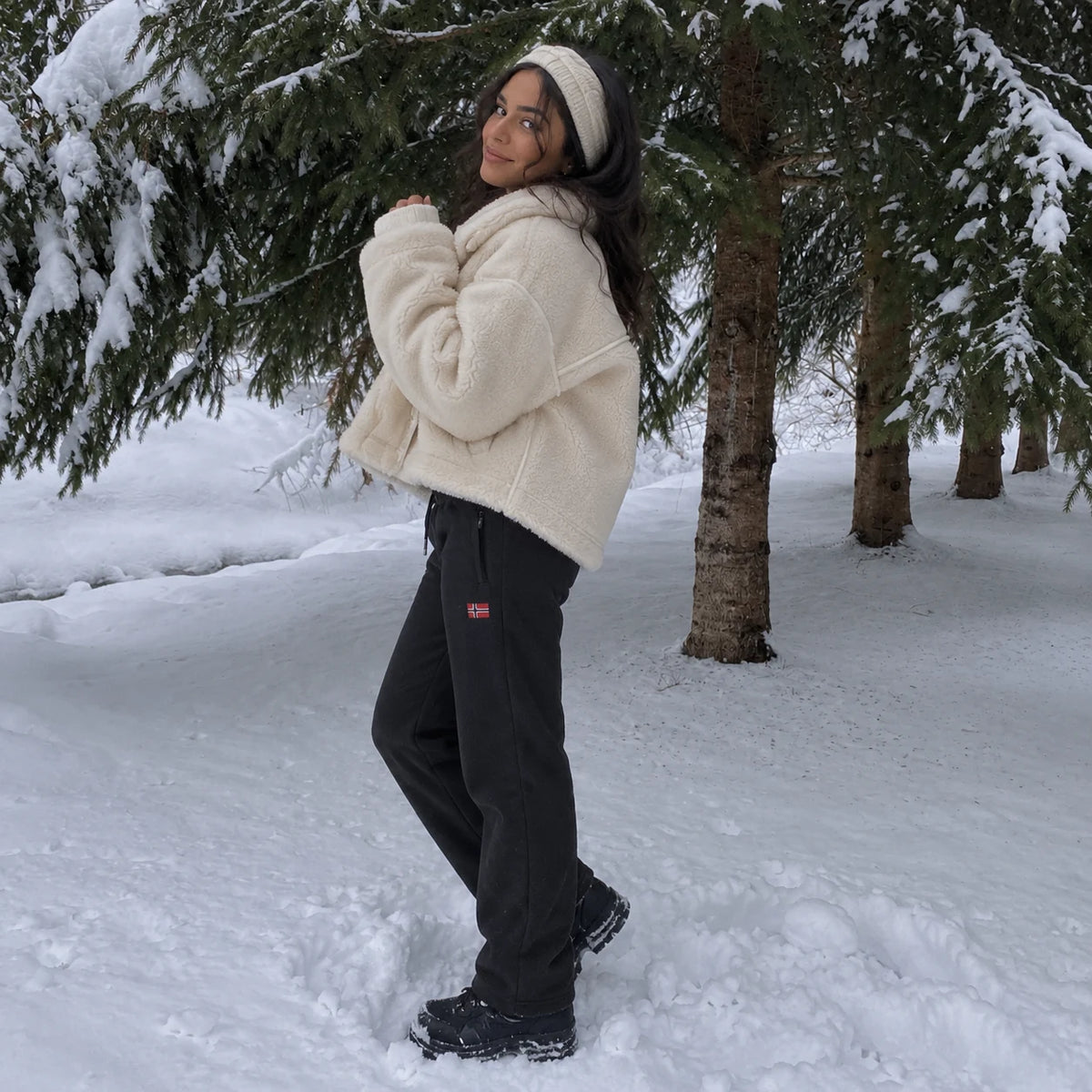 Sierra Fleece Pants — winter outfit — Black